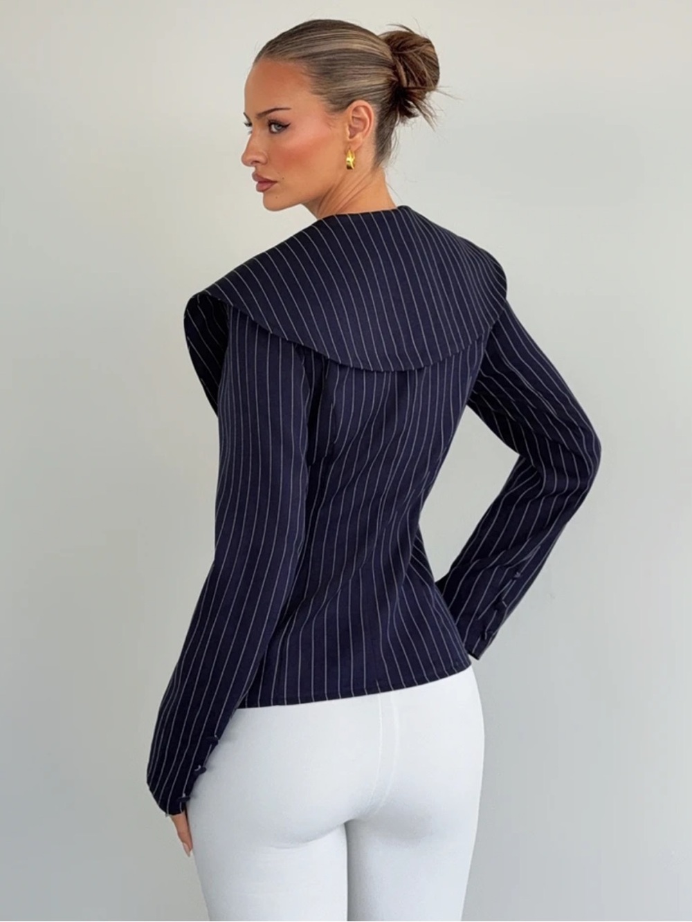 Siren Gaze Women's Chic Elegant Navy Blue Striped Blazer With Lapel Collar, Slim - Picture 2 of 4